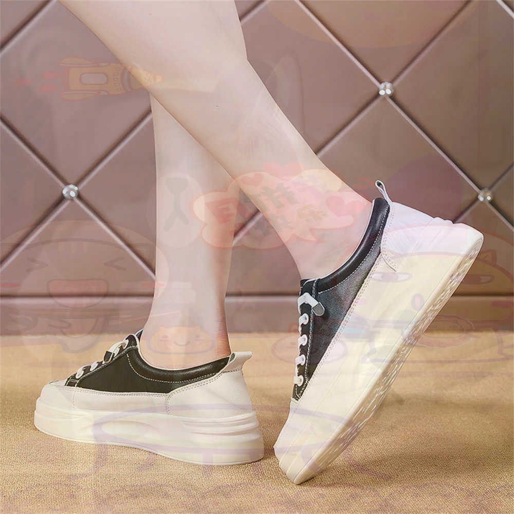 Streetwear Brand Global - Spitze-up Chunky Loafers Frau Skateboard Sport